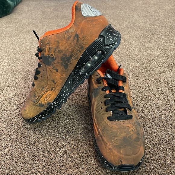 mars landing nike